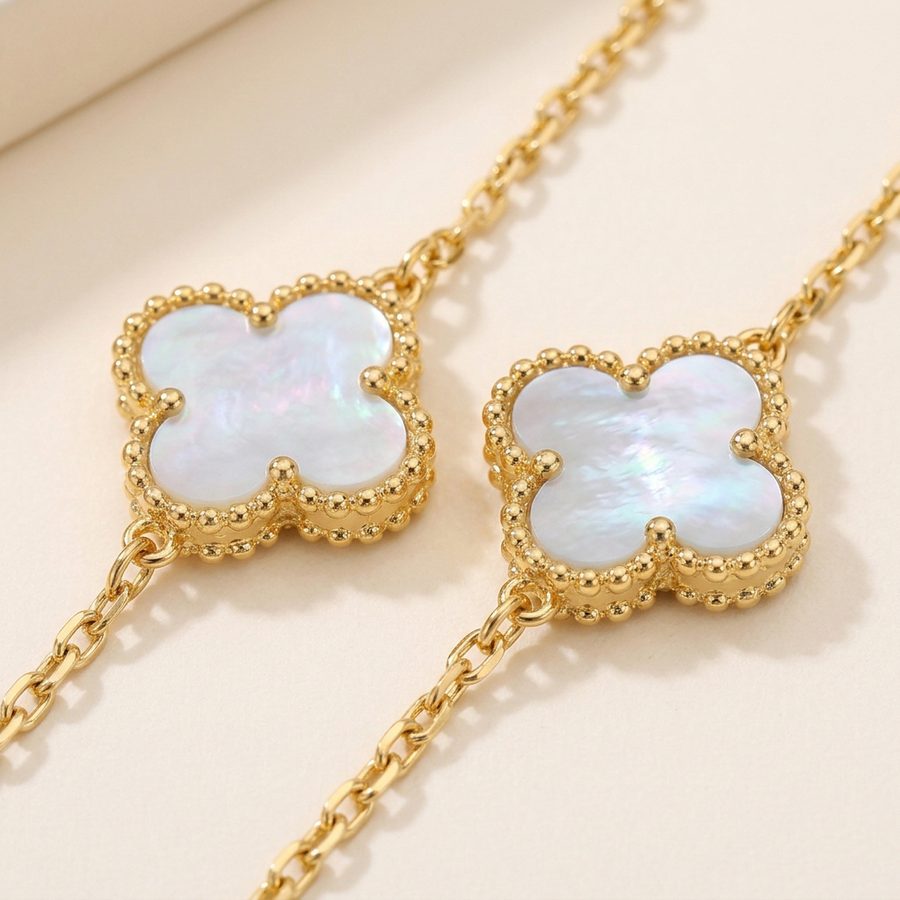 Close-up white mother of pearl clover stations