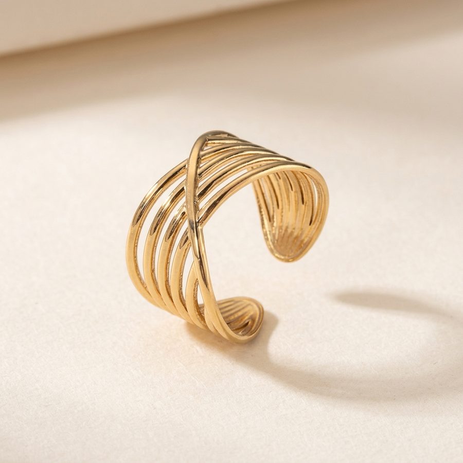 Crossover ring showing the open adjustable band