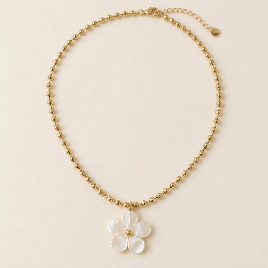 Flat lay of the full necklace