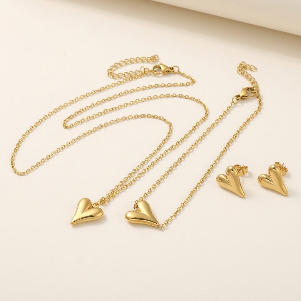 Gift-ready gold heart jewellery set