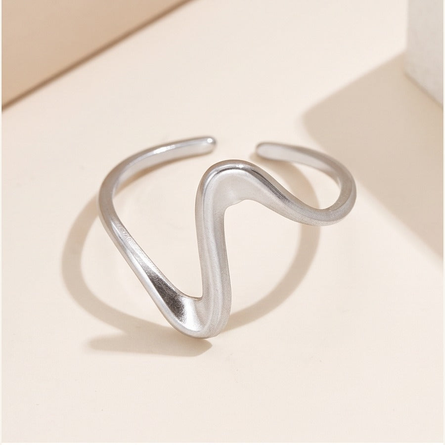 Minimalist Wave Adjustable Ring