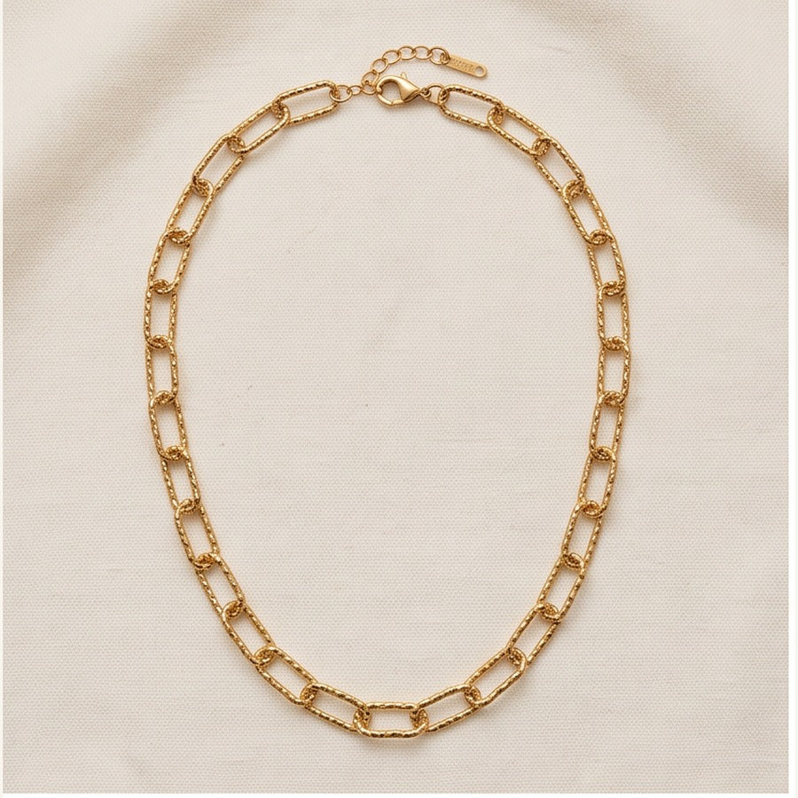 Textured Paperclip Chain Necklace