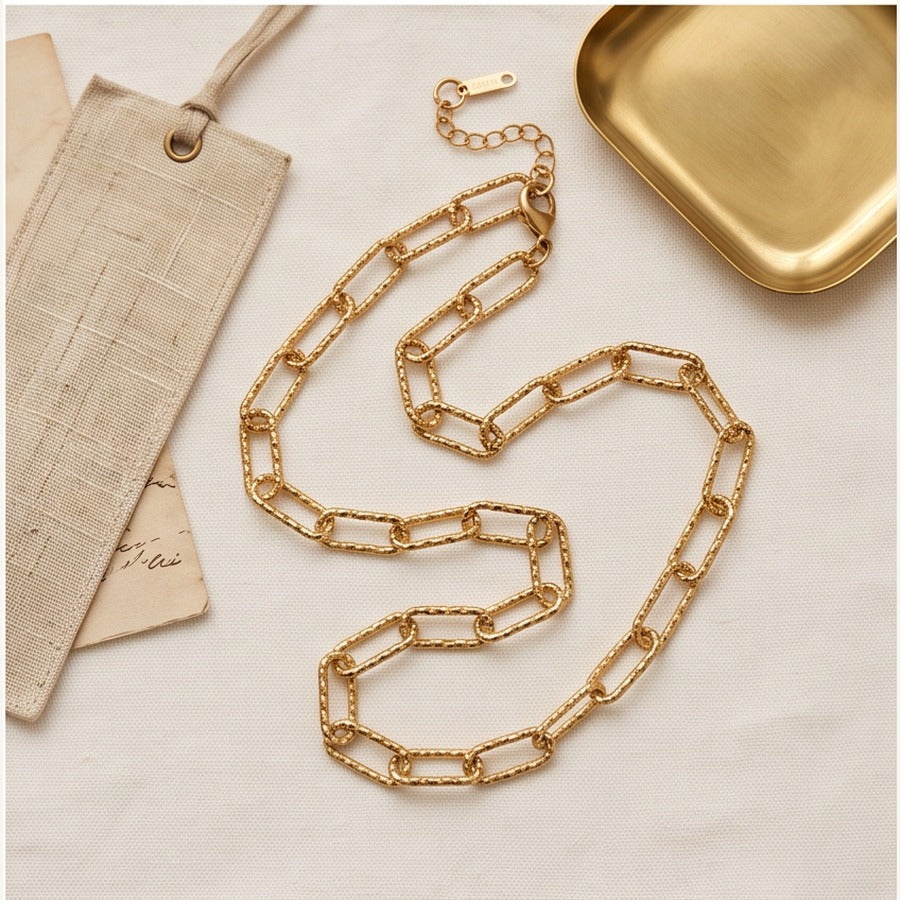 Textured Paperclip Chain Necklace